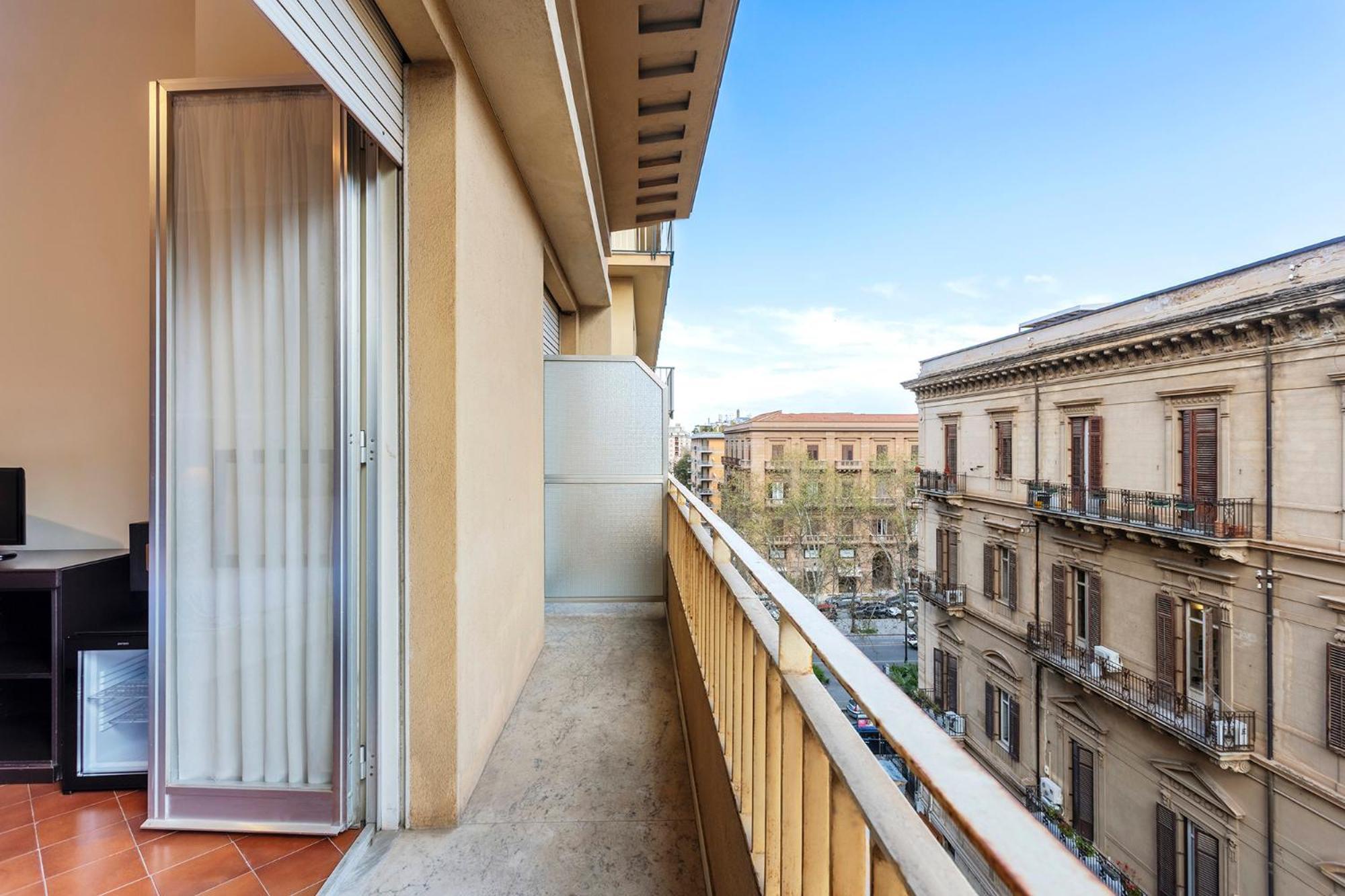 Crisol Europa, Palermo